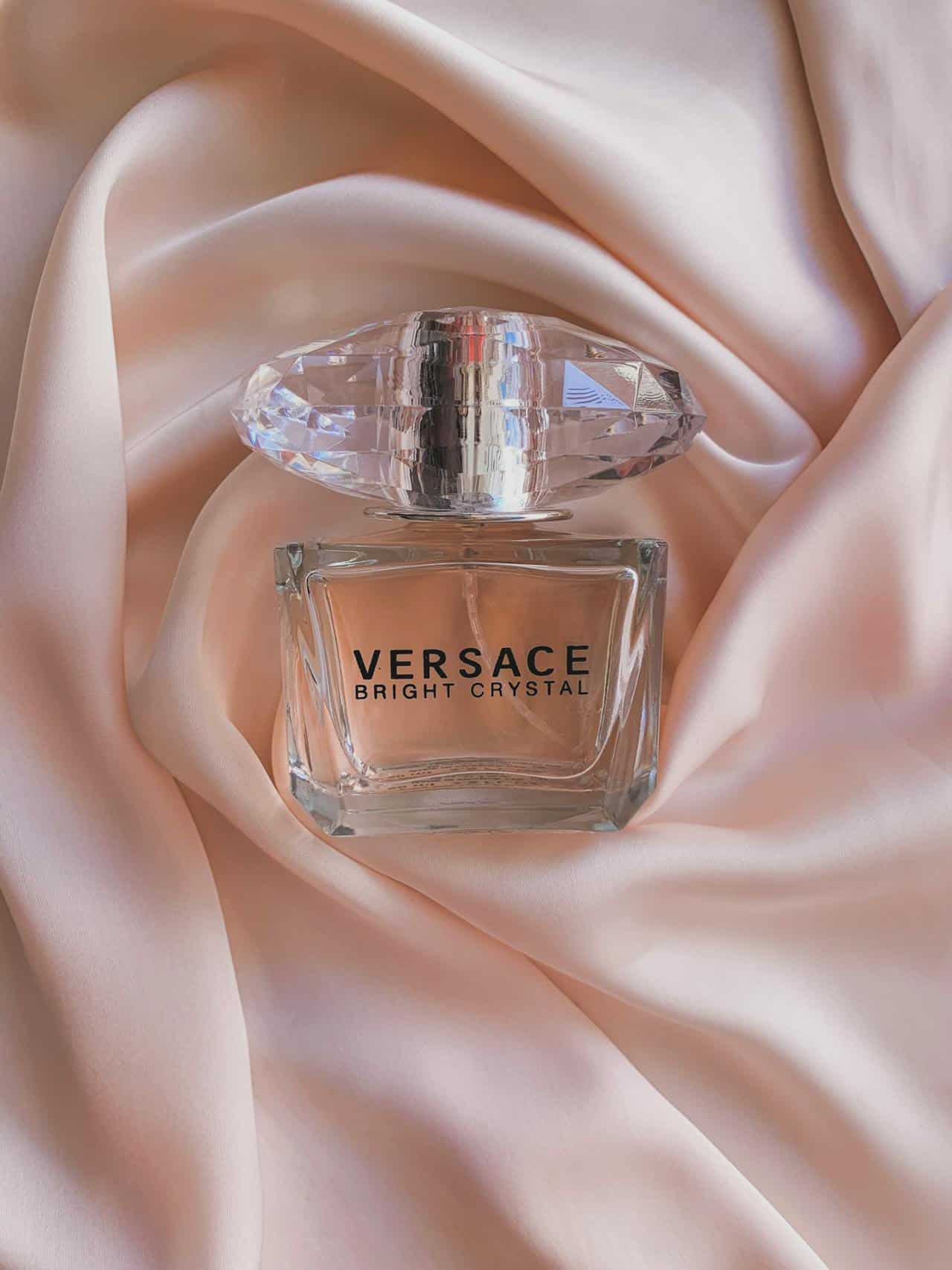 Versace Bright Crystal – свеж и елегантен дамски парфюм за пролетта